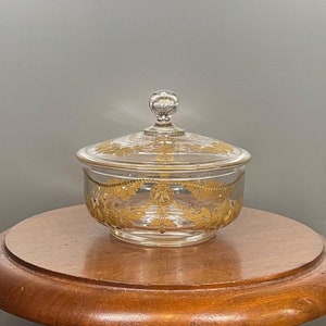 Ancien et rare bonbonnière ou confiturier en cristal décor guirlandes florales dorées fin du XIX ième siècle 10 cm