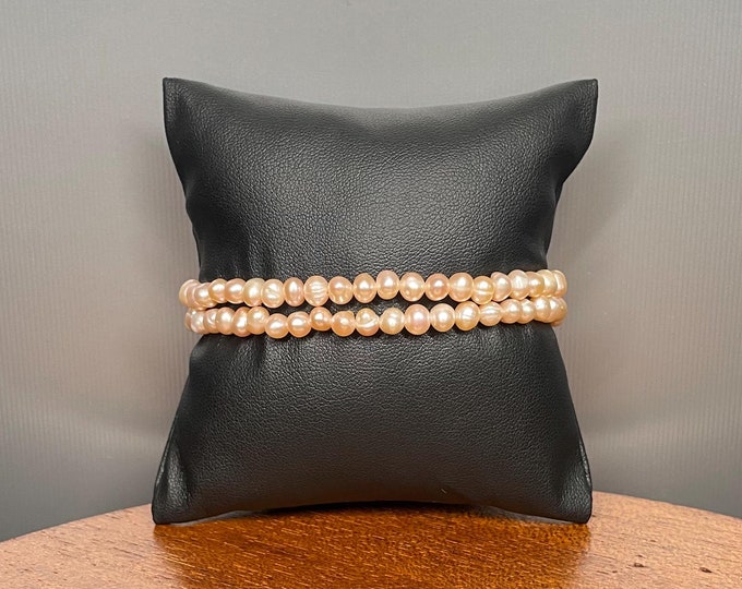 Antique and rare bracelet made of 4mm diameter pink baroque cultured pearls, 2 strands, 80 pearls in total, silver-plated metal clasp, 20cm