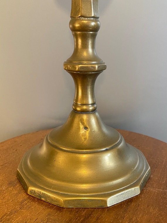 Bougeoir Ancien En Bronze – Patine Jaune, Style Vintage, Objet Déco