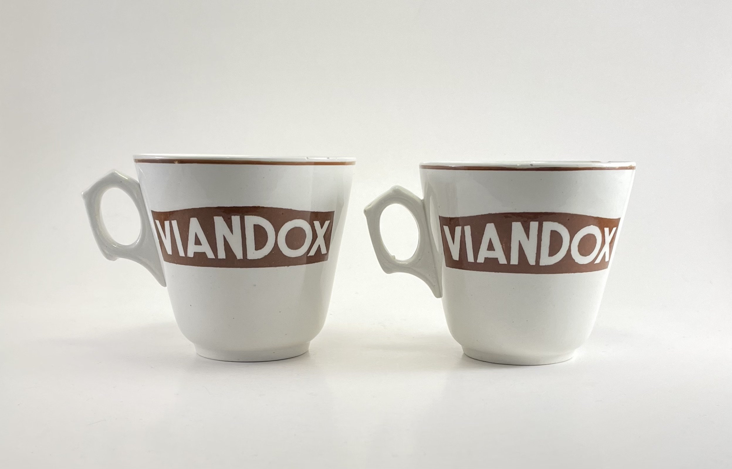 Old and Rare Advertising Cups of the Brand VIANDOX in Faience x2