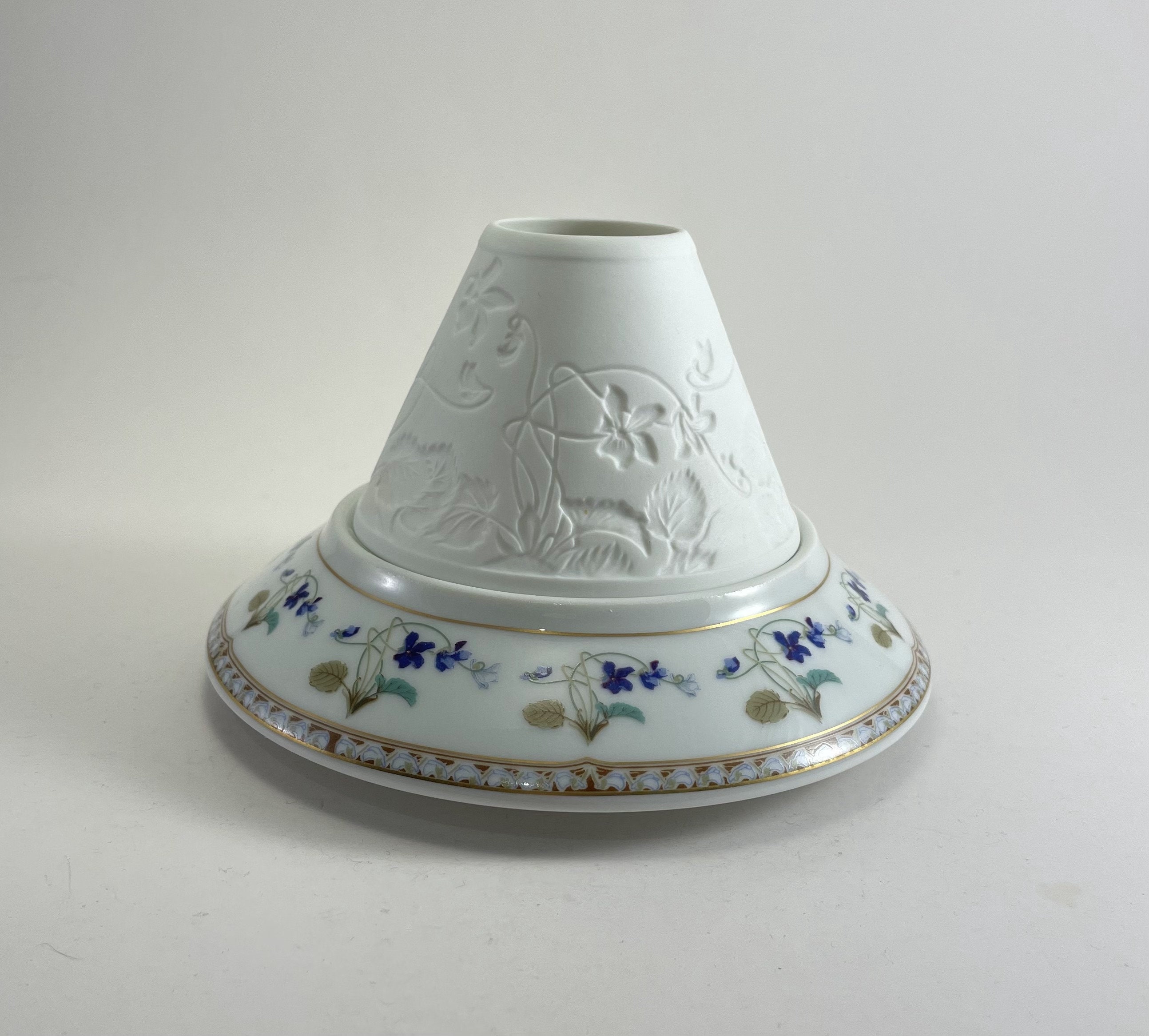Ancien et Rare Photophore Lithophanie en Biscuit Porcelaine de Limoges Décor Fleuri Fleur Bleu Havil