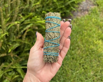 Cedar Smudge Bundle ~ SMOKE CLEANSING Bundle ~ PURIFY ~ Saining ~ Ritual ~ Protection Spells