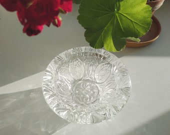 Vintage crystal ashtray, 1970s vintage clear cut crystal