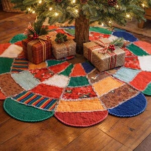 Cozy Christmas Tree Skirt Pattern • Piecemakers Country Store • 2003 Vintage Holiday Quilt Pattern Sewing