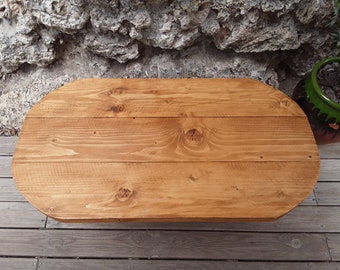 Table basse esprit scandinave vintage, forme gelule, bords arrondis, création unique, dimensions 100 cms x 75 cms