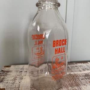 Brock Hall Dairy Farm Bouteille de lait en verre transparent d&#39;un quart