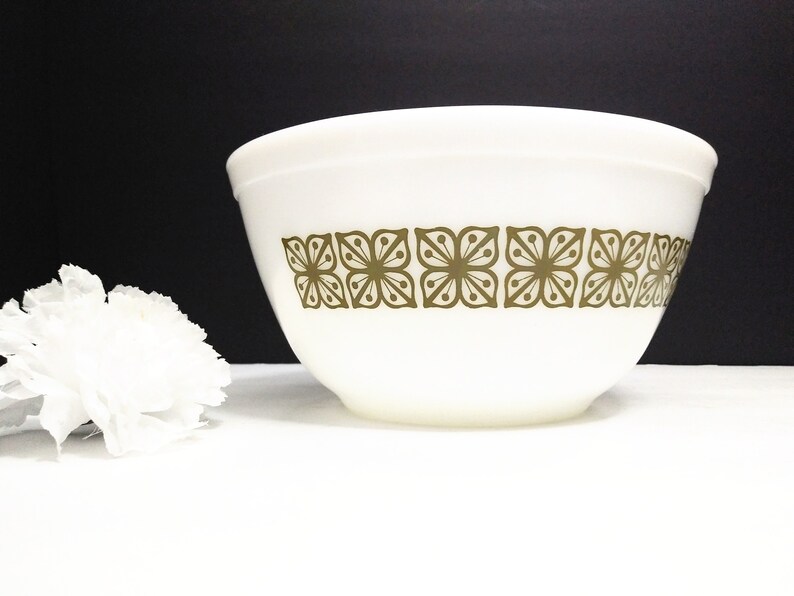 Flower Shell Ceramic Bowl 1,2 Litre Ceramic Bowl Stoneware Pot Florists