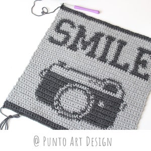 Wall Hanging Tapestry Smile Camera PDF CROCHET PATTERN Crochet tapestry vintage camera photography gift image 4