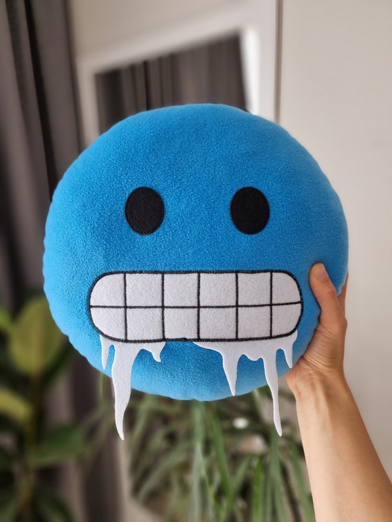 jusqu'à 57% Peluches coussins Emoji | Groupon