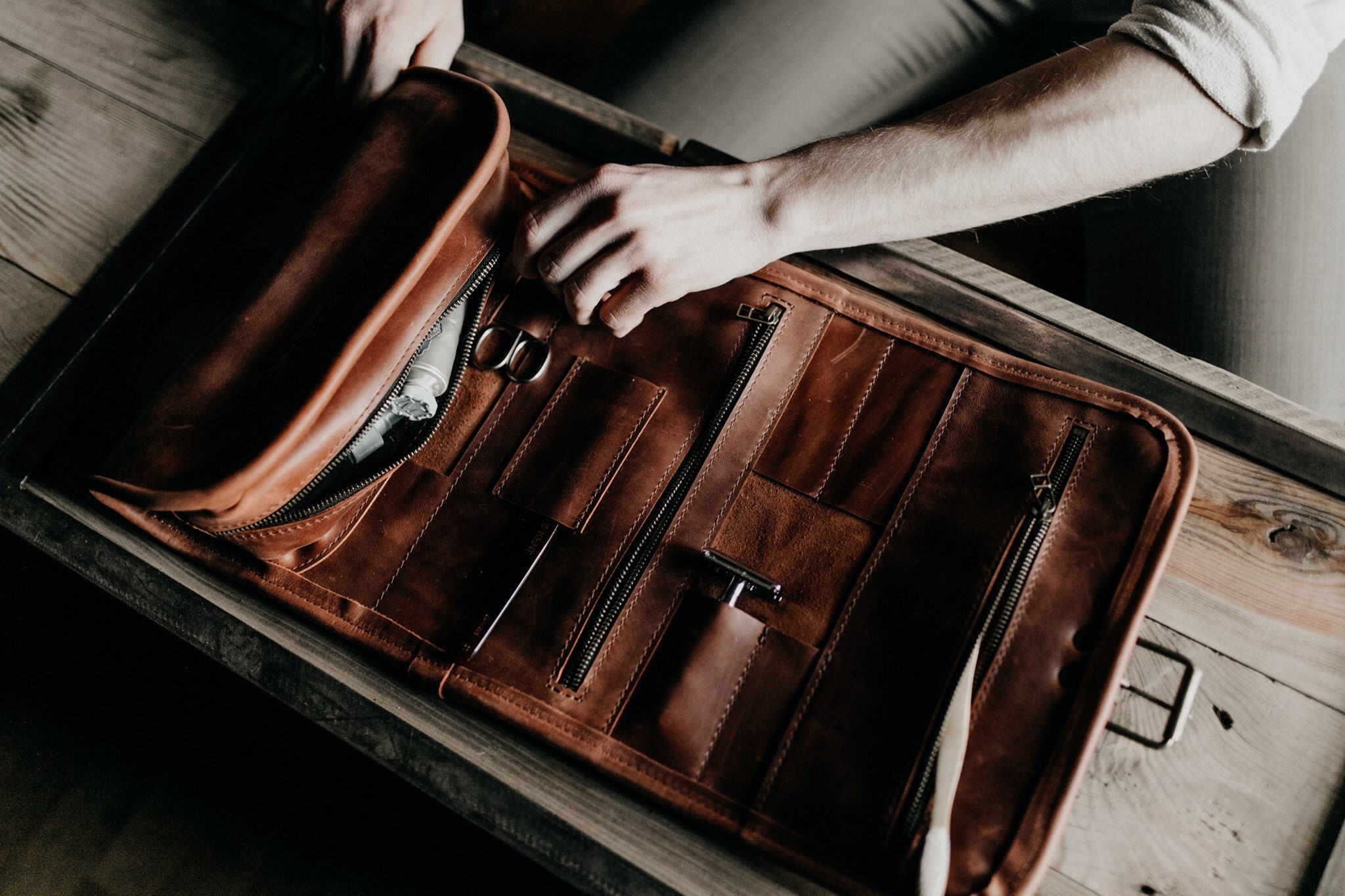 Mens toiletry sales roll bag