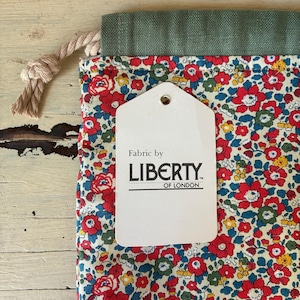 Liberty of London Betsy Ann Tana Lawn mini drawstring bag / gift bag