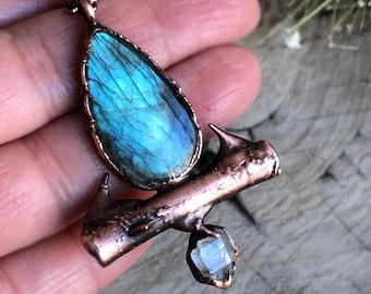 Labradorite With Real Rose Spikes And Herkimer Dimond Quartz • One Of A Kind • Electroformed • Thorn Necklace • Nature Inspired