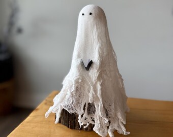 Cheesecloth Reading Ghost - Halloween Decor