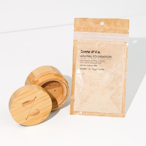 Mineral Powder Foundation | zero waste | vegan | natural makeup | preservative free | plastic free | refillable | cruelty free