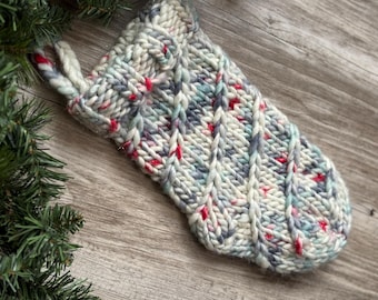 Jovie Stocking Knitting Pattern / modello di maglia super voluminoso / calza di Natale