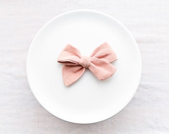 Blush Pink Linen Bow/Hair Bows/Newborn Headband/Girl Bows/Pinwheel Bow/Schoolgirl Bow