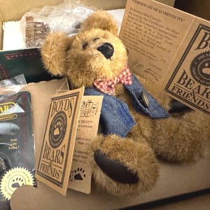 Caja del kit de membresía original de Boyd's Bears and Friends F.o.B. 96-97, en perfecto estado.