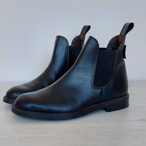 Ankle riding chelsea boots for women black - Size US 10,5 - Size EU 43 - UK 8