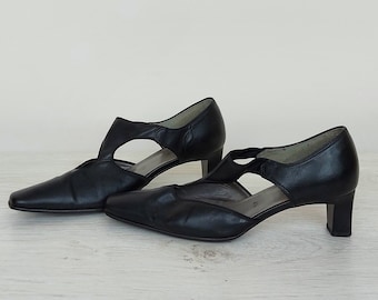 Vintage black leather low heels shoes women - Size US 7 - EU 37,5 - UK 4,5