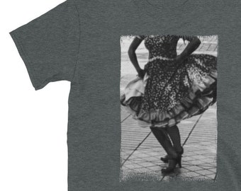 Cinco de Mayo Street Dancer T-Shirt | Halftone Photography Design