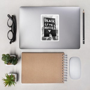 Black Lives Matter Bubble-freie Aufkleber - Alle Gewinne gehen an Black Lives Matter Seattle