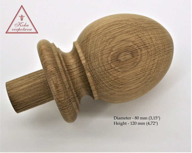 May include: A wooden finial with a rounded top and a diameter of 80 mm and a height of 120 mm.