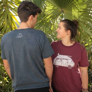 FAIRTRADE Bulli Camper Van shirt / Bus Camping Oldtimer Hund T-Shirt - Surfbrett Bulli Surfen - Vanlife - HANDPRINTED - Unisex