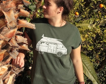 Camiseta Fairtrade Bulli Camper Van: Camiseta Surf Vanlife estampada à mão, corte feminino
