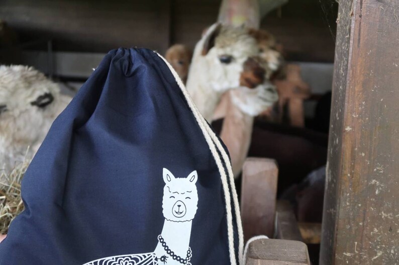 Alpaka Kosmetiktasche – „Alpaca My Bag“, 23,5x17 Cm, Polyester, Mit Metall-Reißverschluss