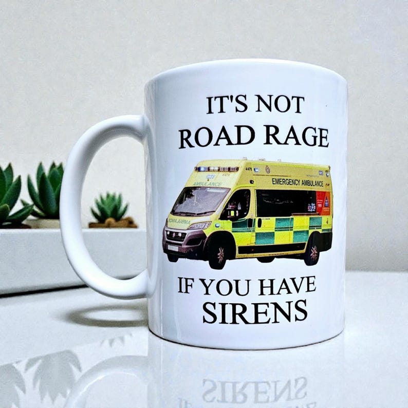 Emergency Keyworker Travel Mug: Ambulance/Police Design image 5
