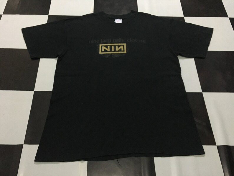 Vintage Nine inch nails shirt Closure 1997 Halo Twelve NIN box logo Size XL Single stitch Made In USA