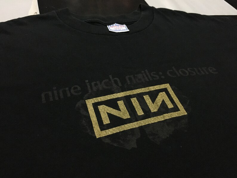 Vintage Nine inch nails shirt Closure 1997 Halo Twelve NIN box logo Size XL Single stitch Made In USA
