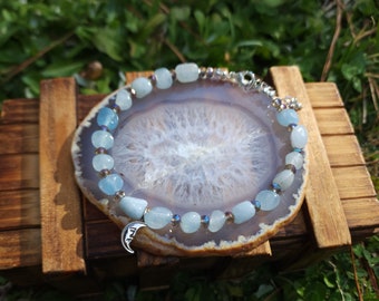 Lunar Connections Bracelet with Crescent Moon and Aquamarine