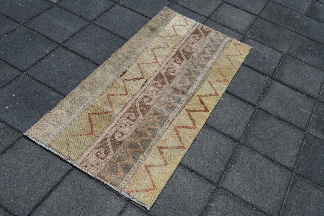 2x4 VINTAGE DOOR MAT Rug2x4 Rug2x4 Vintage Rugdoor Mat Rug Etsy