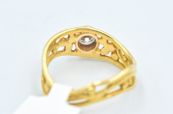 18k Diamond Solitaire Bezel Set Ring - image 5