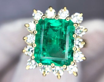AGL 3.98 Carat Colombian Emerald Diamond Halo 18k Gold Statement Ring