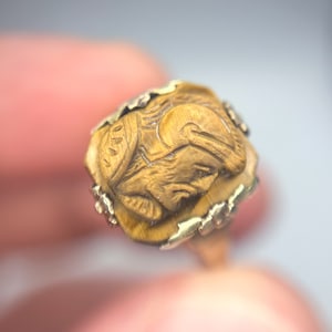 Antique 10k Tiger’s Eye Cameo Ring
