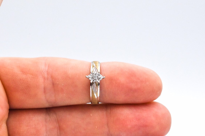 10k Diamond EngagementPromise Ring