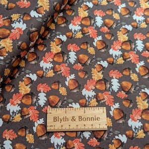 Riley Blake &quot;Shades of Autumn&quot; Collection Oak Leaves and Acorns on Brown 43/44&quot; wide Patchwork/Quilting Quality Cotton Fabric