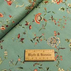 &quot;Mary&#39;s Secret Garden&quot; &quot;&quot;Mary&#39;s Secret Garden&quot;&quot; Schiefer mittelschwerer Baumwollstoff von Dutch Heritage Reproduktionsstil Druck von Dutch Heritage Teal Floral Chintz.&quot;