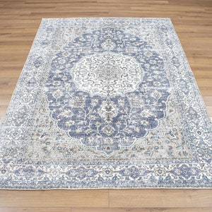 vintage rug 7x10