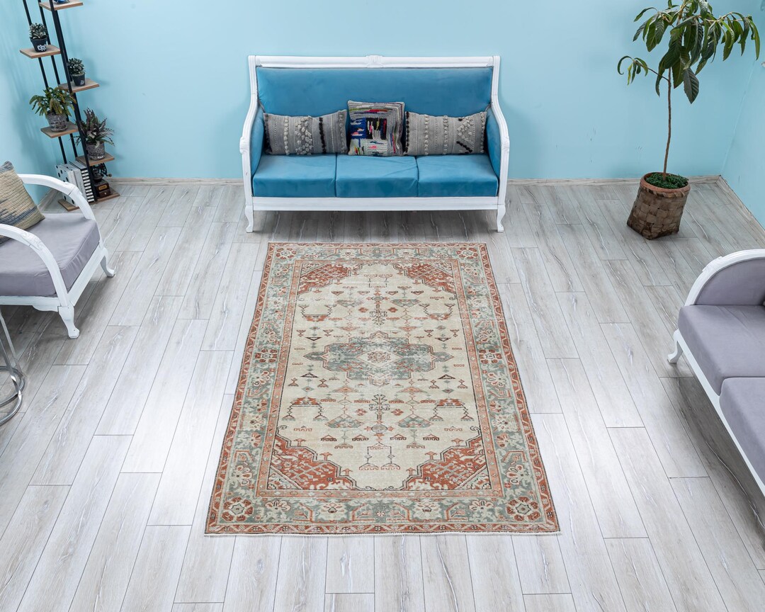 70s TURKISH PALE RUG , Vintage Faded Area Carpet, Low Pile Decorative ...