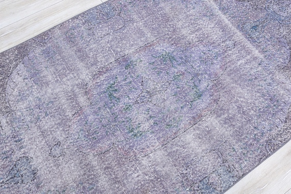 ヴィンテージ トルコ製オーバーダイウールラグ：パープルバイオレット