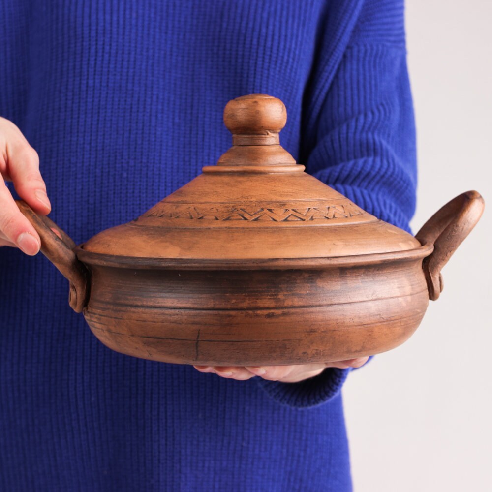 Lidded Pottery Casserole Dish Large Lidded Casserole Baking Etsy