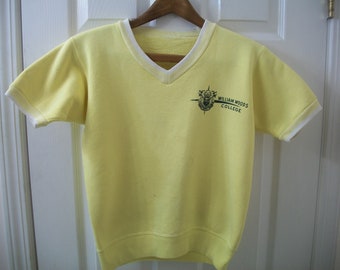 Vintage William Woods College Sweatshirt S Fulton Missouri University 1960s 70s Short Sleeve Ringer Yellow The Woods All Girls School vtg