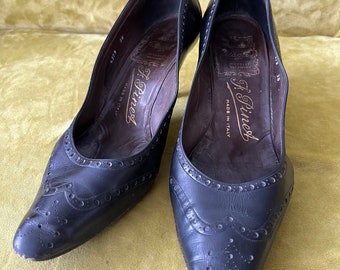 Rare Bruno Magli for F. Pinet Vintage Black Leather Brogue Heels Pumps Made in Italy Size 38