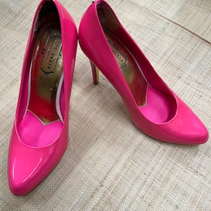 Ted Baker Patent Leather Neon Pink Pumps Size 38