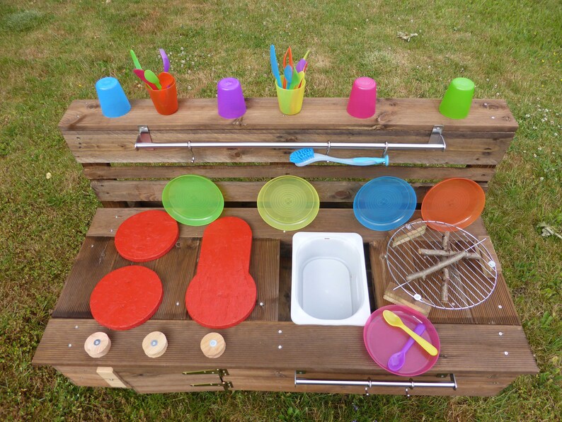 Palettenmöbel Kinderküche L aus Holz für Garten zdjęcie 4