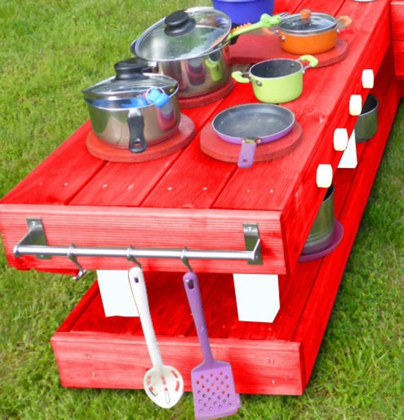 Mud kitchen/ children's kitchen Wooden garden pallet furniture image 2