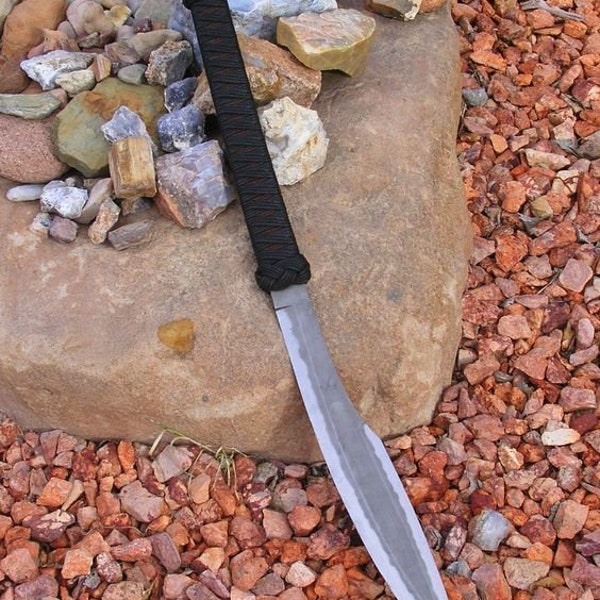 Custom Handmade D2 acier Couteau de chasse Parang Machete Bowie Chopper Knife Sword